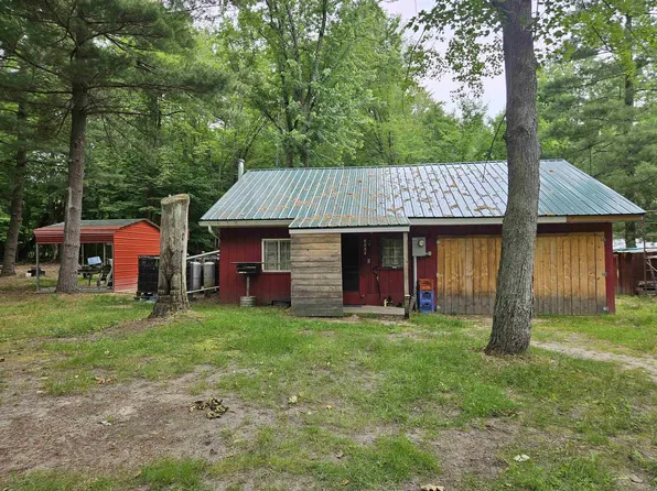 6331 Gopher Trl, Harrison, MI 48625