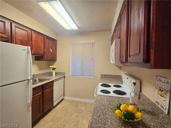 5405 Indian River Dr Unit 400, Las Vegas, NV 89103