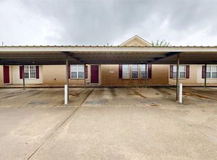 609 Townplace Dr, College Station, TX 77840
