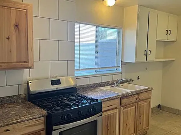13360 Navajo Road, 13360 Navajo Rd #2, Apple Valley, CA 92308