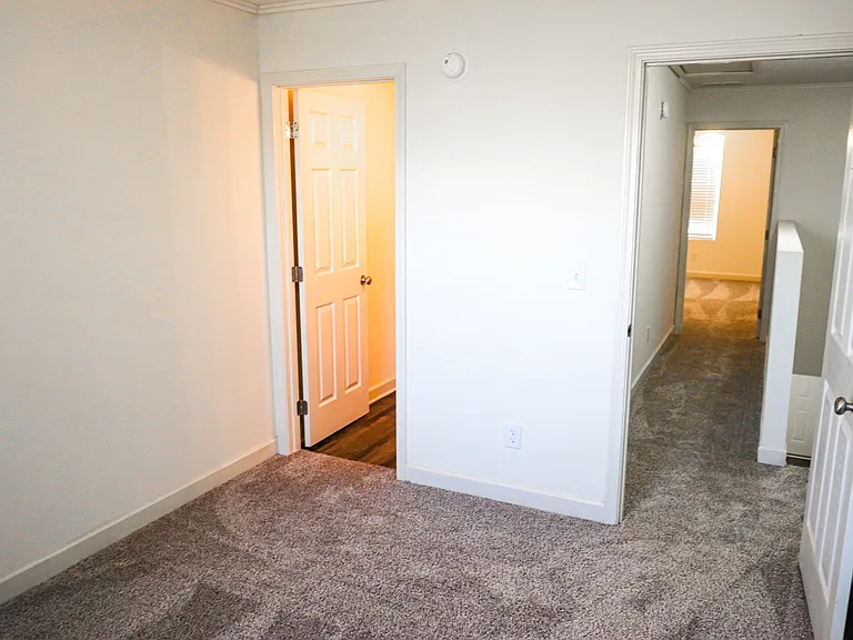 269 Old Porter Pike #B6 — Photo 8