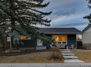 1324 E Lake Sylvan Dr SE, Calgary, AB T2J3C8