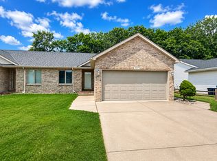 3117 Silverwood Dr, Saginaw, MI 48603