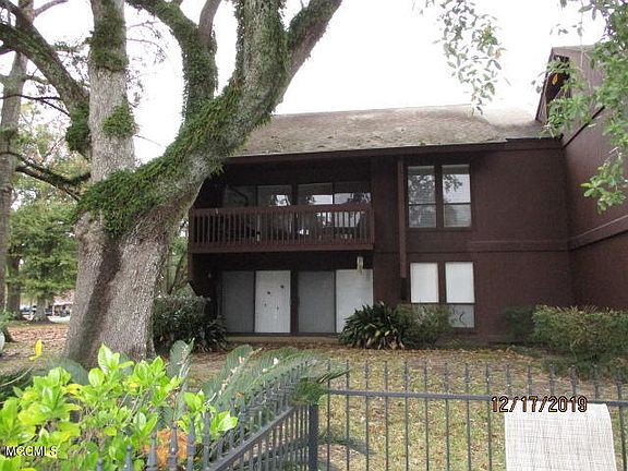 3rd image of 201 Kona Villa #A