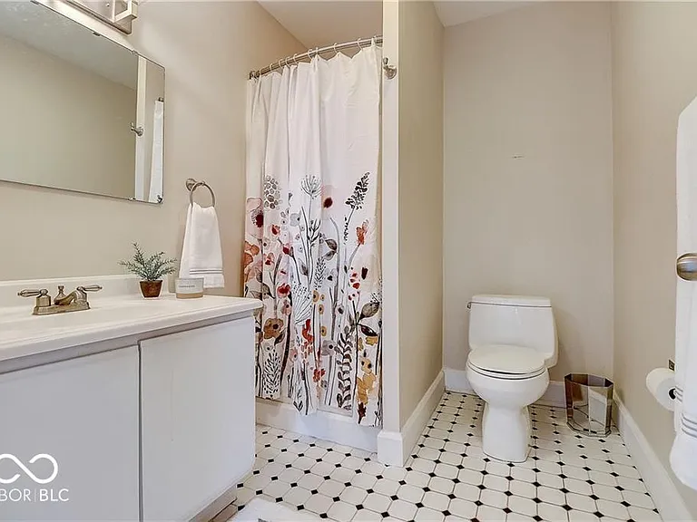 714 Buchanan St #18 — Photo 20