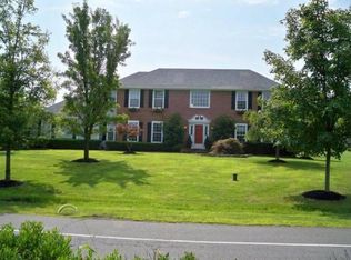 16 Ridings Pkwy, Princeton, NJ 08540