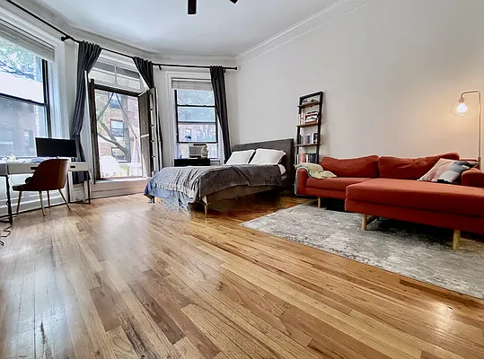 Rented by Corcoran | media 21