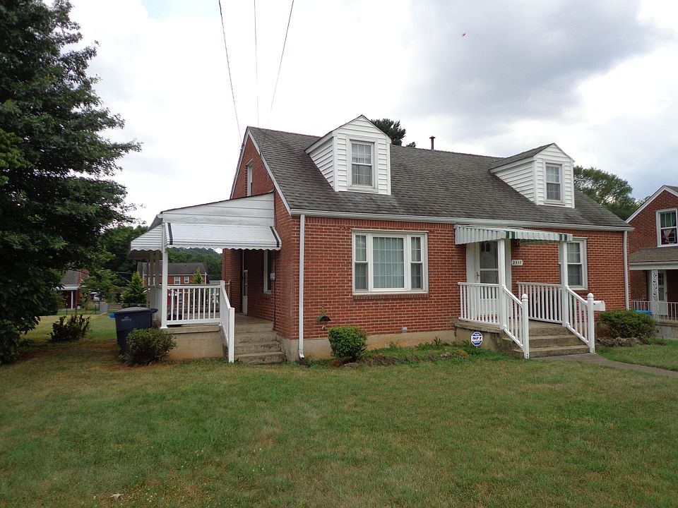 1st image of 2517 Vancouver Dr NW