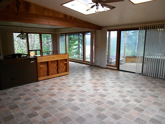 Open Living Area