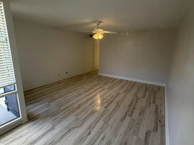 1401 S Federal Hwy #102 — Photo 15