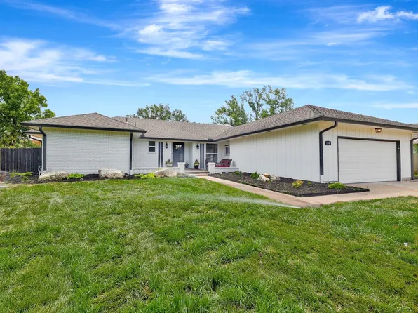 104 N Burr Oak Rd, Wichita, KS 67206