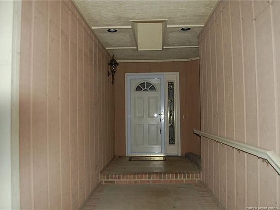 2nd image of 670 Wren Ln