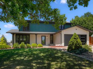 1096 Princeton Dr, Longmont, CO 80503