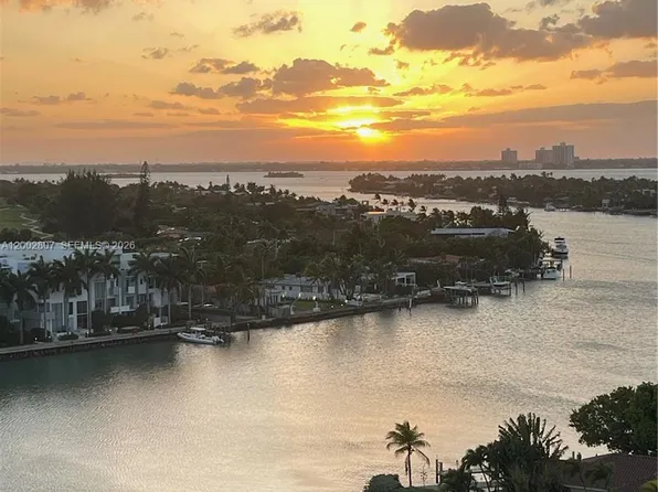 7441 Wayne Ave APT 11A, Miami Beach, FL 33141
