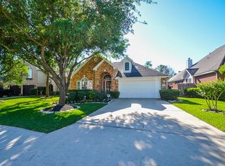7223 Hollow Field Ln, Cypress, TX 77433
