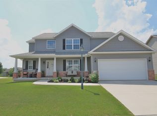 606 Drake Ln, Washington, IL 61571