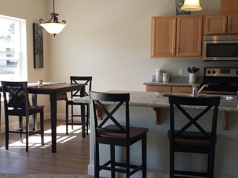 Riverbend Apartments — Photo 28