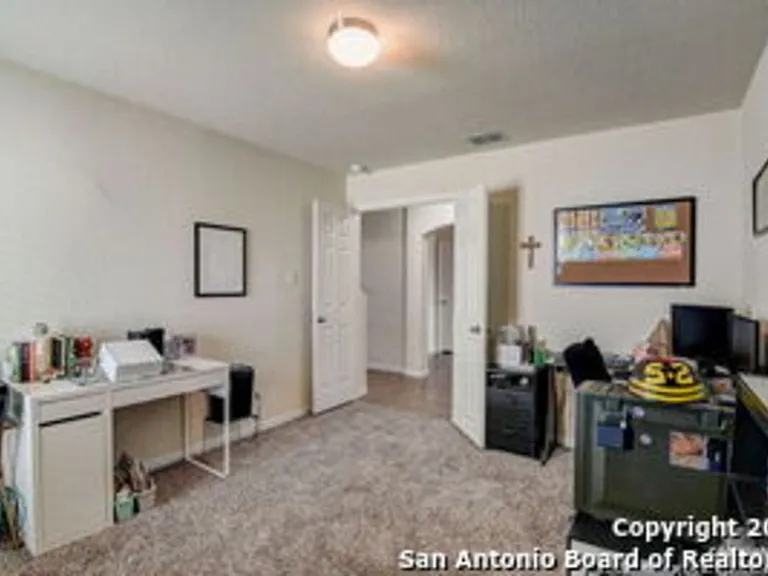3929 Pease Park — Photo 13