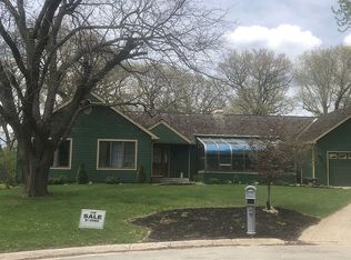 108 N Oakmont Dr, Forest City, IA 50436