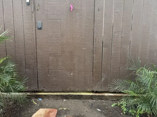 1122 S 8th St, El Centro, CA 92243