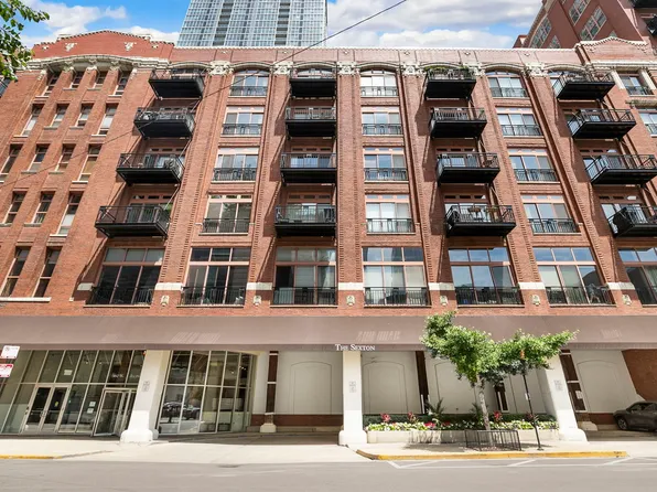 360 W Illinois St APT 2C, Chicago, IL 60654