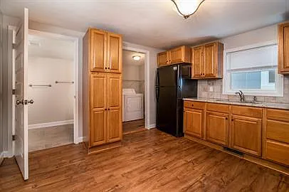 373A Main St — Photo 6