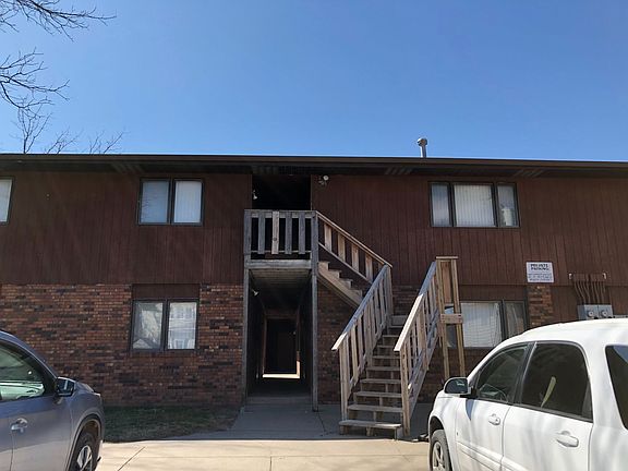 4th image of 4928 Walker Ave #9