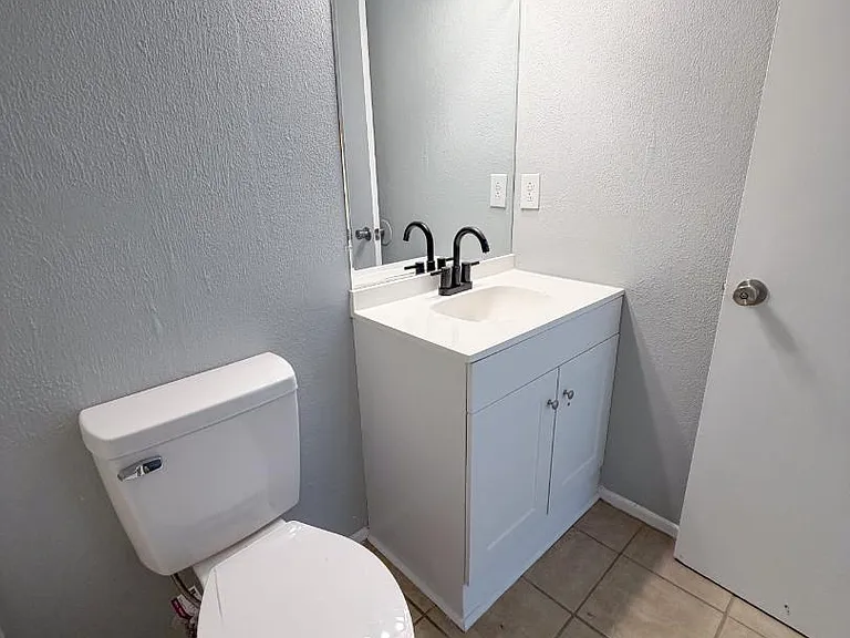 Unit Photo
