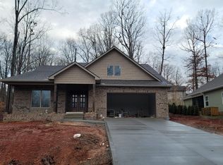 102 Inata Cir #13, Loudon, TN 37774