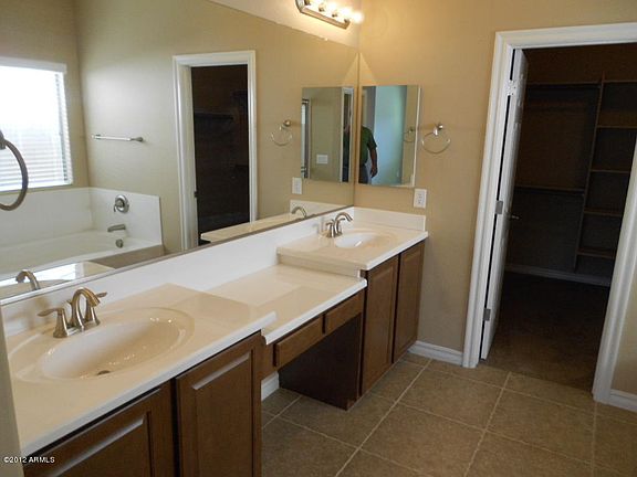 5th image of 2751 E Ficus Way