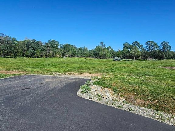 3rd image of Fruitvale Rd