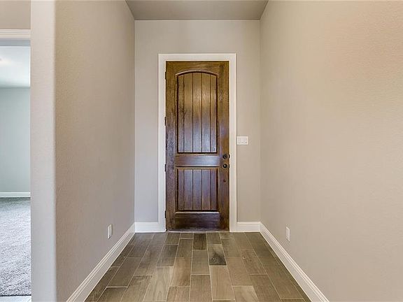 3rd image of 7240 Harrier St