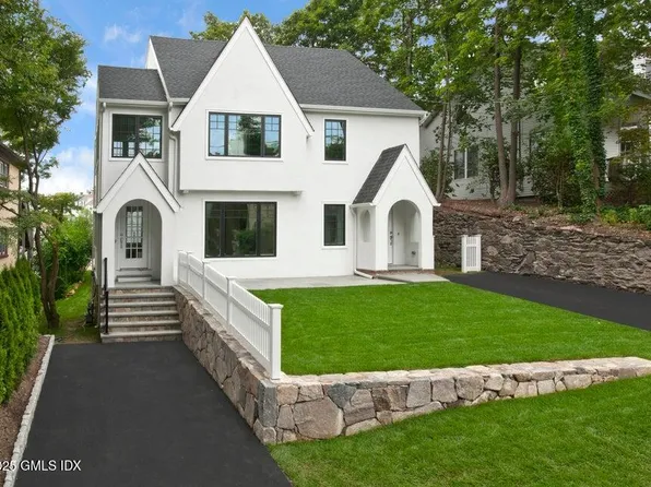 48 Richland Rd #B, Greenwich, CT 06830