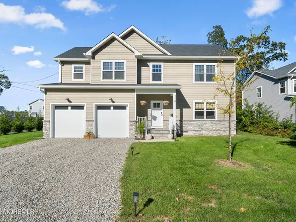 35 Pennsylvania Avenue, Waretown, NJ 08758