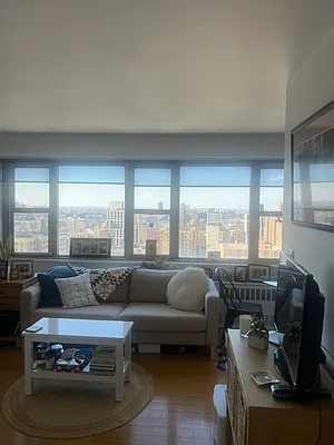 Rented by Corcoran | media 2