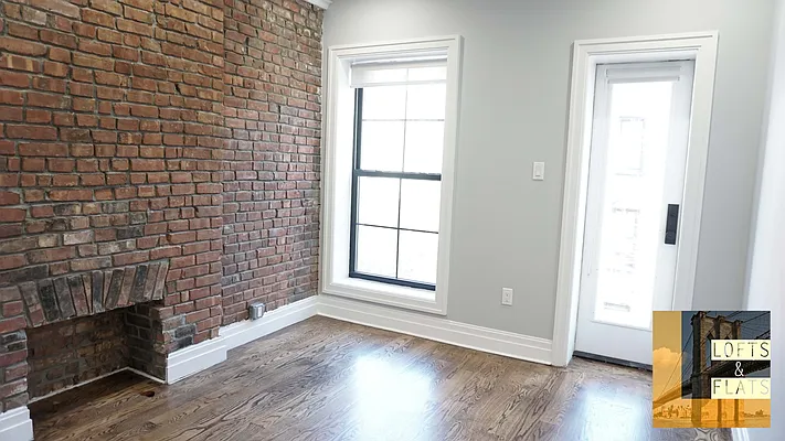 Rented by Lofts and Flats LLC | media 32