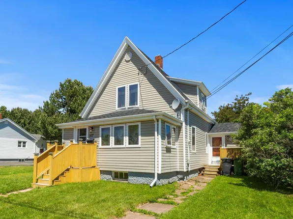 317 Hawthorne Ave, Summerside, PE C1N 2C9