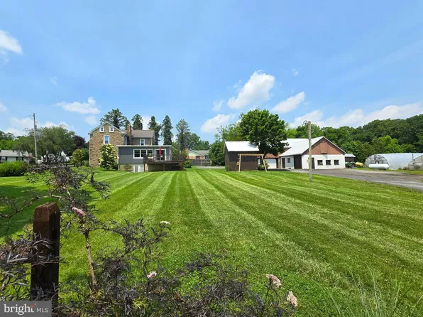 11 Clay Valley Rd, Fleetwood, PA 19522