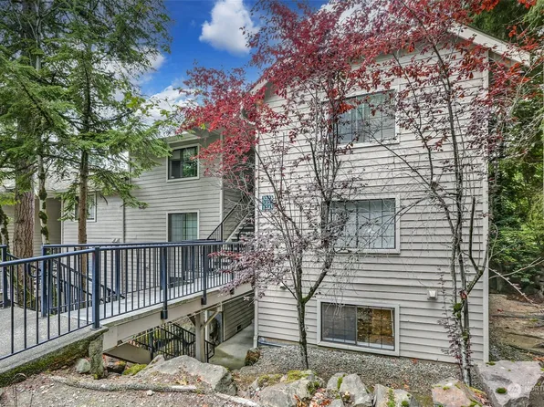 12505 NE 116th Street #B-13, Kirkland, WA 98034