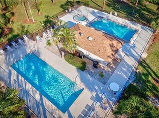 1915 Courtyard Way #G-101, Naples, FL 34112