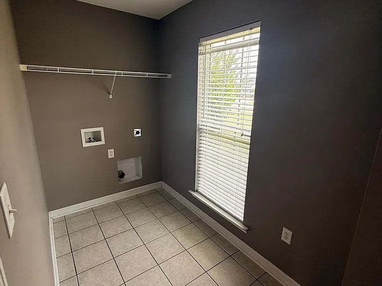 5203 Branch Point Dr — Photo 9