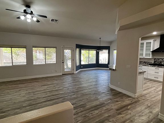 4th image of 7512 Wittig Ave