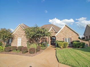 124 Nottingham Dr, Jackson, TN 38305