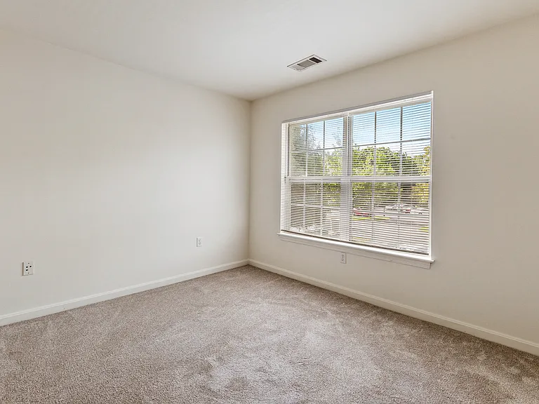 Orchards Apartments — Photo 31