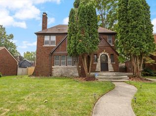 18635 Bretton Dr, Detroit, MI 48223