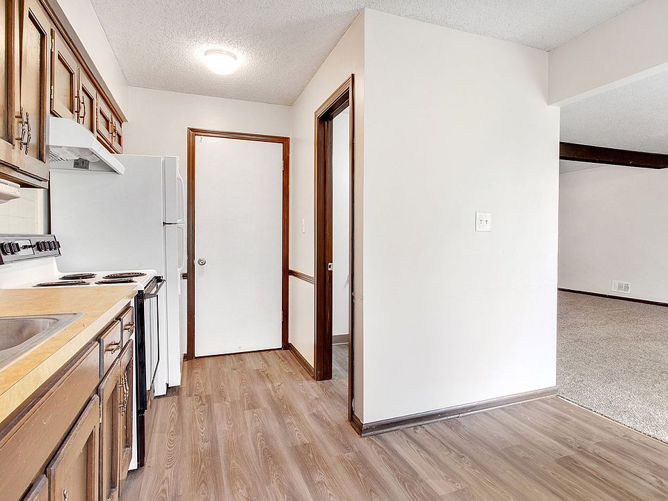 Hawthorne Court Townhomes / DW Investments LLC Belton, MO Zillow