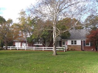 25551 Crystal Spring Ct, Farmington Hills, MI 48336