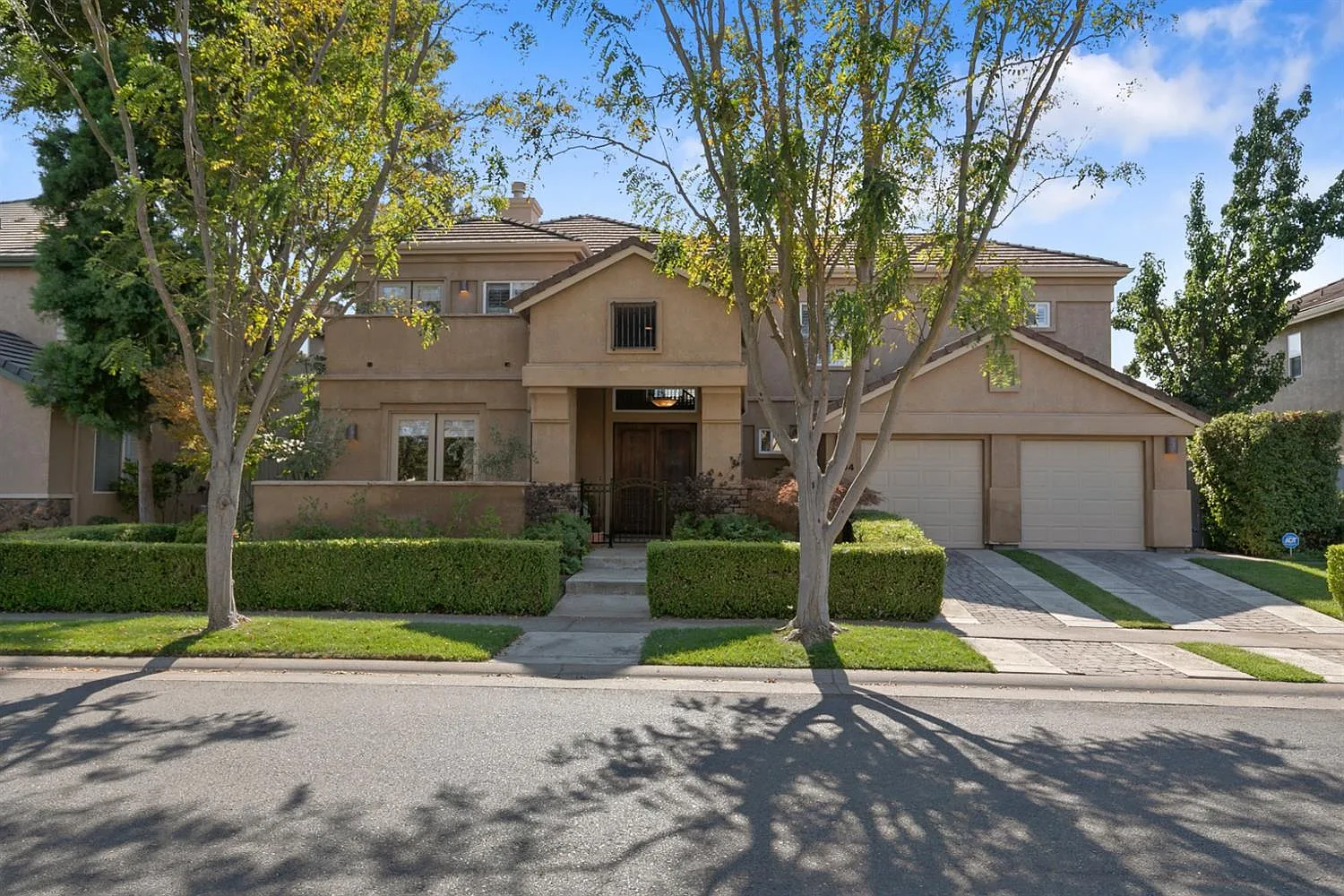 3404 Benedix Way photo 1