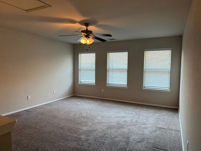 7207 Fallen Crest Ln — Photo 18