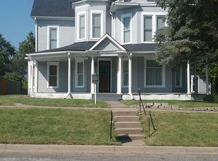 206 E Main St, Smithville, MO 64089